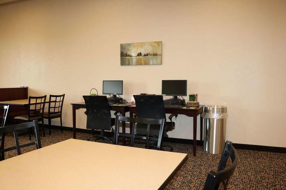 Cobblestone Inn & Suites Maryville Exterior foto